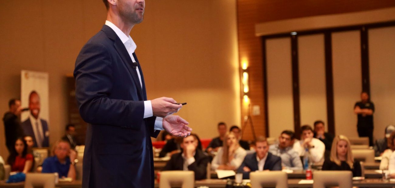 Ruhe bewahren, wenn auf der Bühne etwas schiefgeht: eine Anleitung